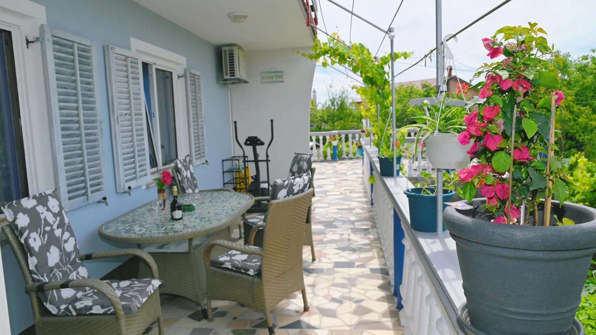 Apartments Biondi Viskovo